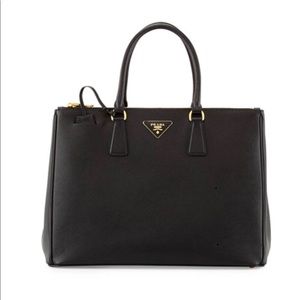 Prada Saffiano Medium Tote